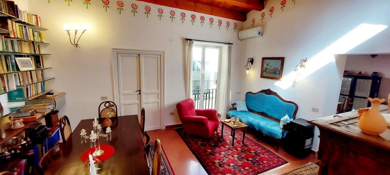 Vucciria'S Holiday Home Palermo Exterior photo